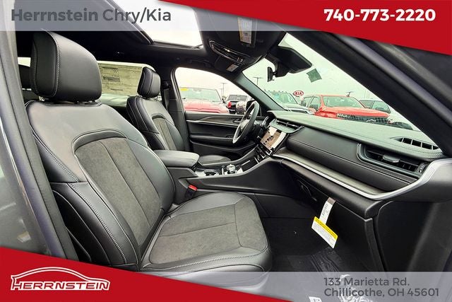 2026 Jeep Grand Cherokee GRAND CHEROKEE L LAREDO ALTITUDE 4X4