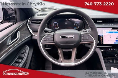 2026 Jeep Grand Cherokee GRAND CHEROKEE L LAREDO ALTITUDE 4X4