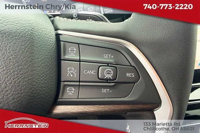 2026 Jeep Grand Cherokee GRAND CHEROKEE L LAREDO ALTITUDE 4X4