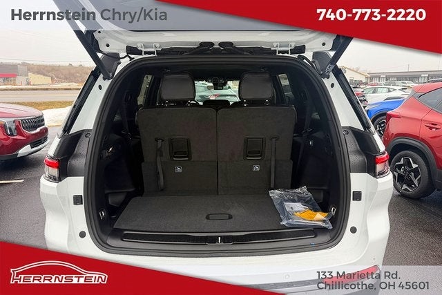 2026 Jeep Grand Cherokee GRAND CHEROKEE L LAREDO ALTITUDE 4X4