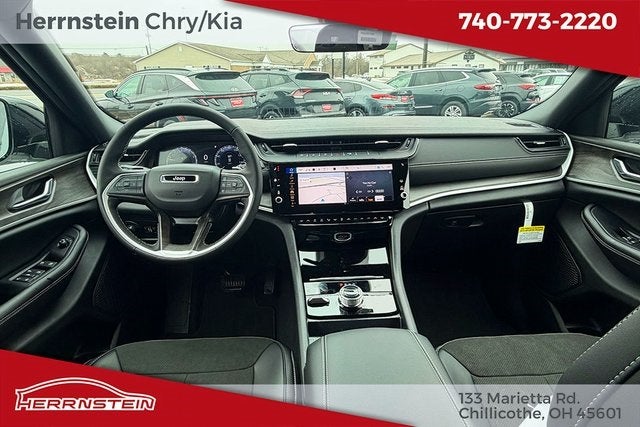 2026 Jeep Grand Cherokee GRAND CHEROKEE L LAREDO ALTITUDE 4X4