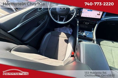 2026 Jeep Grand Cherokee GRAND CHEROKEE L LAREDO ALTITUDE 4X4