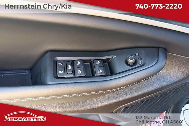 2026 Jeep Grand Cherokee GRAND CHEROKEE L LAREDO ALTITUDE 4X4