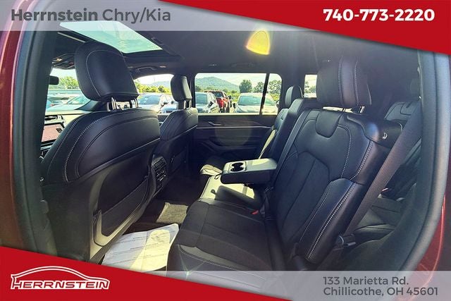 2026 Jeep Grand Cherokee GRAND CHEROKEE L LAREDO ALTITUDE 4X4