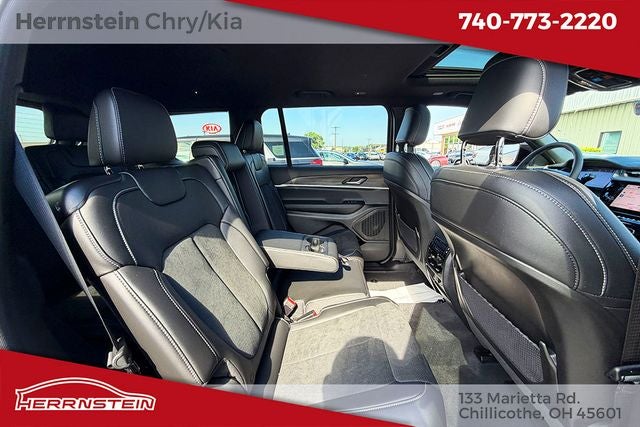 2026 Jeep Grand Cherokee GRAND CHEROKEE L LAREDO ALTITUDE 4X4