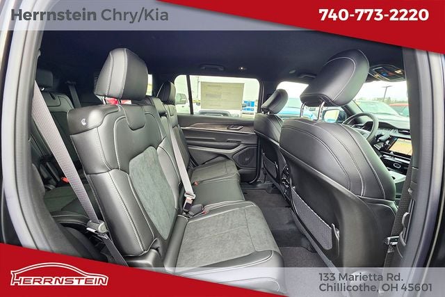 2026 Jeep Grand Cherokee GRAND CHEROKEE L LAREDO ALTITUDE 4X4