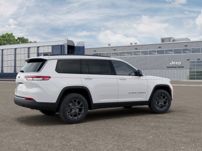 2027 Jeep Grand Cherokee Laredo