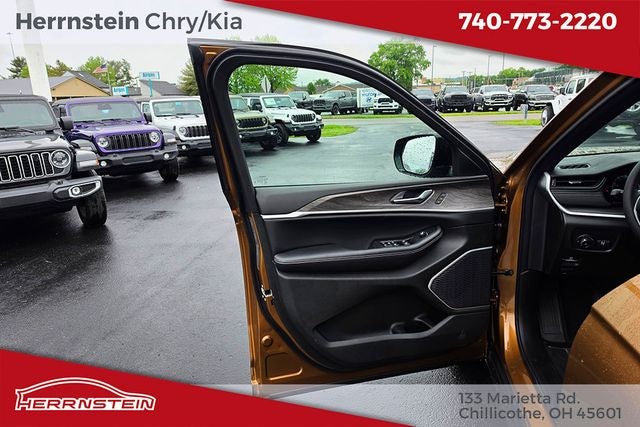 2026 Jeep Grand Cherokee GRAND CHEROKEE L LIMITED 4X4