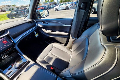 2027 Jeep Grand Cherokee Base