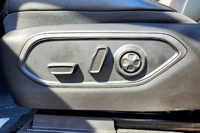 2026 Jeep Grand Cherokee Base