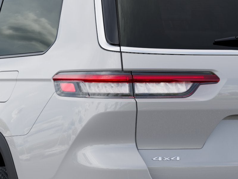 2026 Jeep Grand Cherokee Base