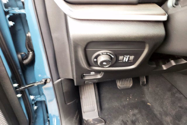 2027 Jeep Grand Cherokee Base