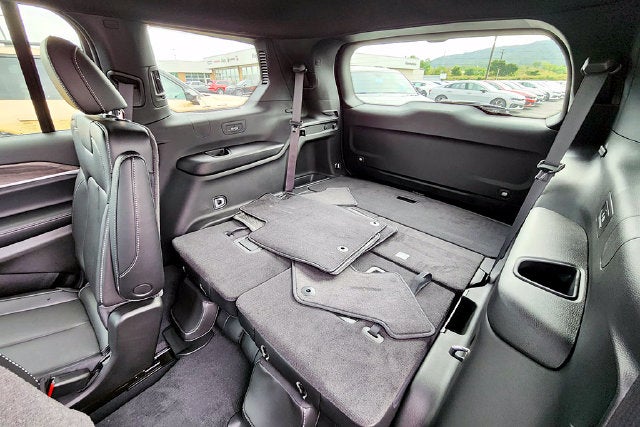 2027 Jeep Grand Cherokee Base