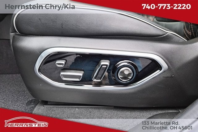 2025 Jeep Grand Cherokee GRAND CHEROKEE L SUMMIT 4X4