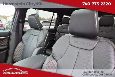 2025 Jeep Grand Cherokee GRAND CHEROKEE L SUMMIT 4X4