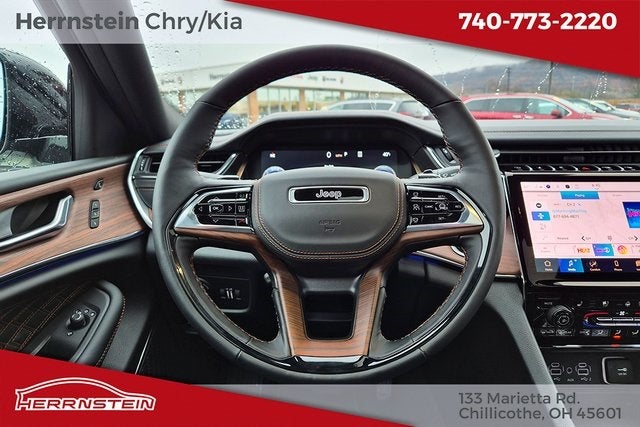 2025 Jeep Grand Cherokee GRAND CHEROKEE L SUMMIT 4X4