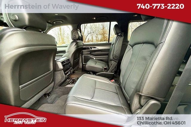 2026 Jeep Grand Wagoneer Base