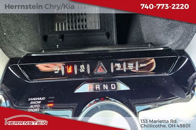 2026 Jeep Grand Wagoneer Base