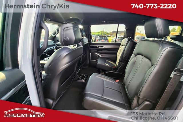 2026 Jeep Grand Wagoneer Base