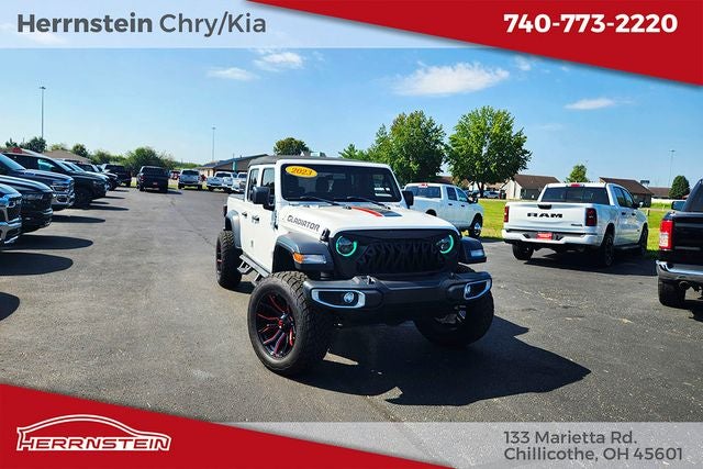 2023 Jeep Gladiator Sport