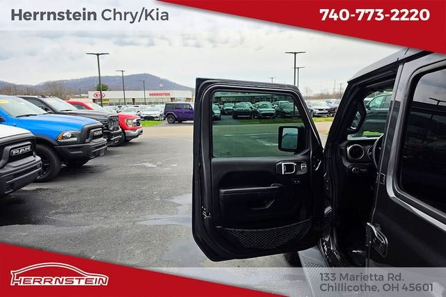 2022 Jeep Gladiator Sport S 4x4