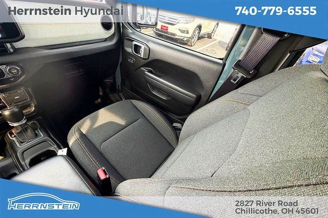 2025 Jeep Gladiator Nighthawk