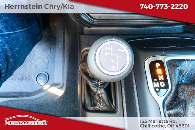 2026 Jeep Gladiator GLADIATOR SAHARA 4X4