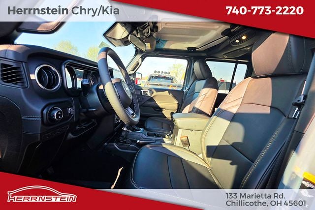 2026 Jeep Gladiator GLADIATOR SAHARA 4X4