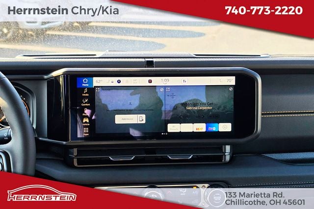 2026 Jeep Gladiator GLADIATOR SAHARA 4X4