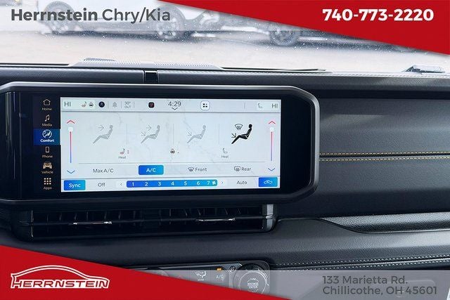 2026 Jeep Gladiator GLADIATOR SAHARA 4X4