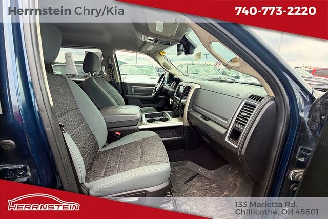 2020 RAM 1500 Classic SLT Crew Cab 4x2 6'4' Box