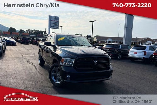 2017 RAM 1500 Express Quad Cab 4x4 6'4' Box