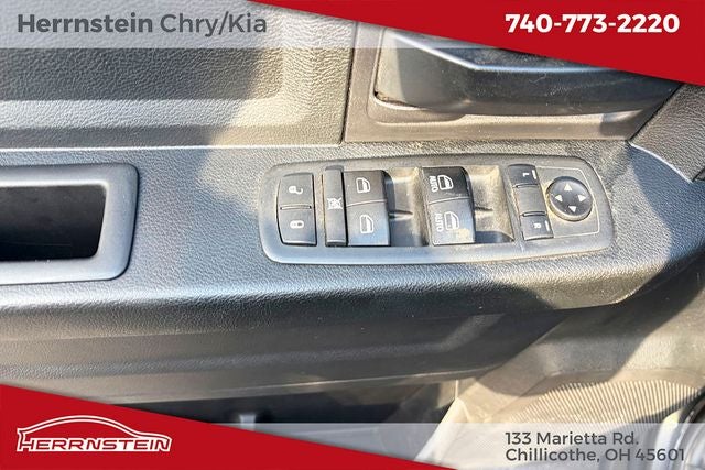 2017 RAM 1500 Express Quad Cab 4x4 6'4' Box