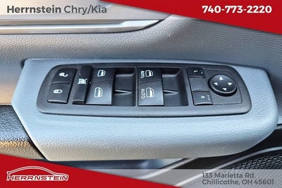 2022 RAM 1500 Big Horn Quad Cab 4x2 6'4' Box