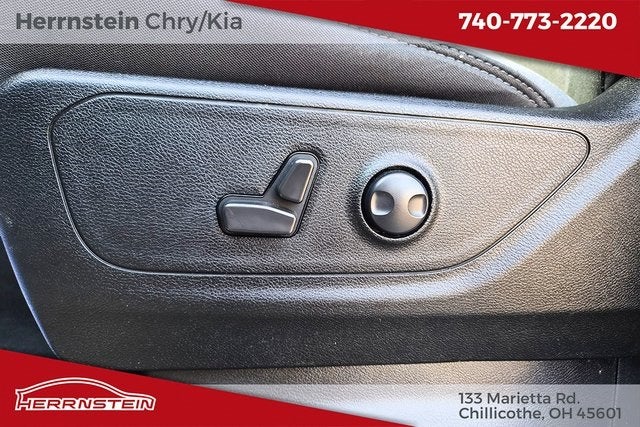 2022 RAM 1500 Big Horn Quad Cab 4x2 6'4' Box