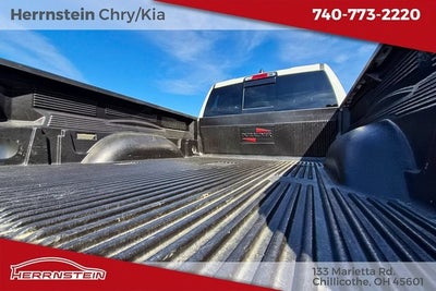 2022 RAM 1500 Big Horn Quad Cab 4x2 6'4' Box