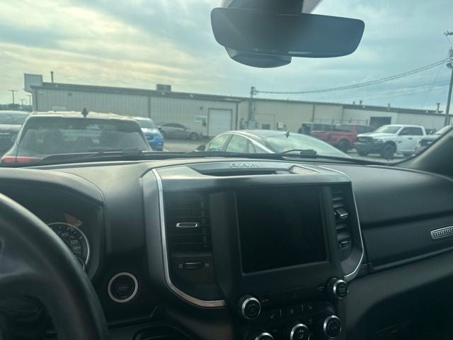 2023 RAM 1500 Big Horn Quad Cab 4x4 6'4' Box