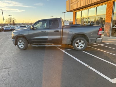 2021 RAM 1500 Big Horn Quad Cab 4x4 6'4' Box