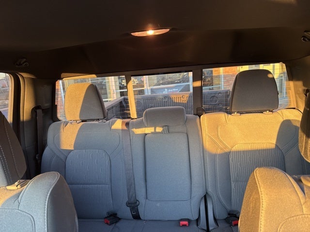 2021 RAM 1500 Big Horn Quad Cab 4x4 6'4' Box