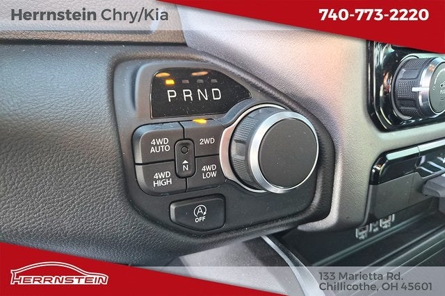 2025 RAM 1500 Big Horn Crew Cab 4x4 5'7' Box