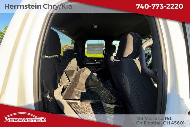 2026 RAM Ram 1500 RAM 1500 EXPRESS CREW CAB 4X4 5'7' BOX
