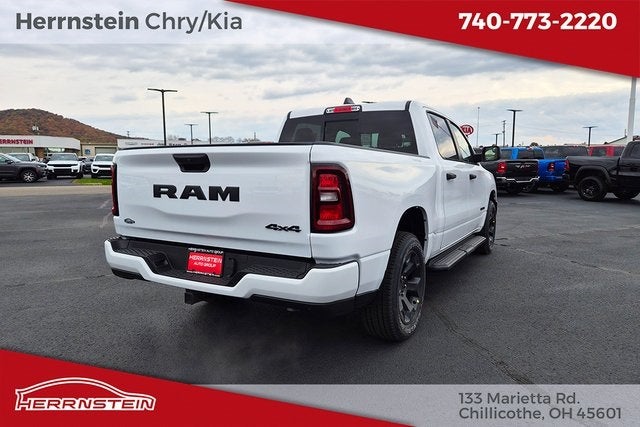 2025 RAM 1500 Tradesman Crew Cab 4x4 5'7' Box