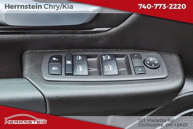 2024 RAM 1500 Tradesman Crew Cab 4x4 5'7' Box