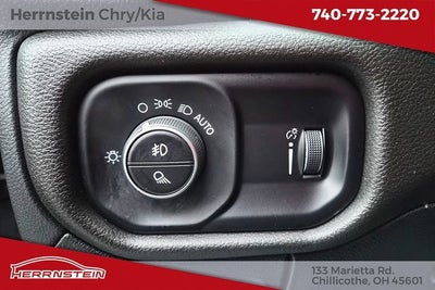 2024 RAM 1500 Tradesman Crew Cab 4x4 5'7' Box