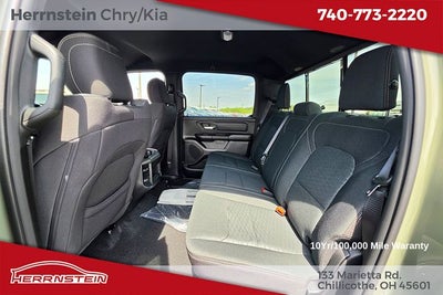 2026 RAM Ram 1500 RAM 1500 EXPRESS CREW CAB 4X4 5'7' BOX