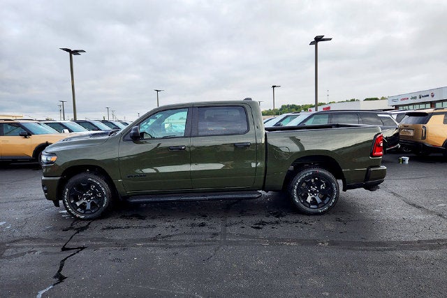 2027 RAM Ram 1500 Base