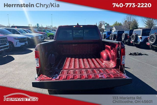 2020 RAM 1500 Big Horn Crew Cab 4x4 5'7' Box