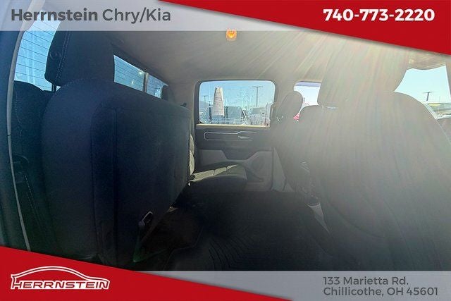 2020 RAM 1500 Big Horn Crew Cab 4x4 5'7' Box