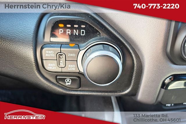 2022 RAM 1500 Big Horn Crew Cab 4x4 5'7' Box