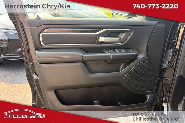 2023 RAM 1500 Big Horn Crew Cab 4x4 5'7' Box